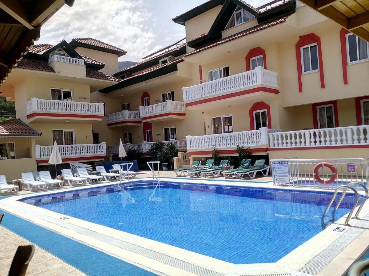 Sun Apart Hotel 伊丘美勒 外观 照片